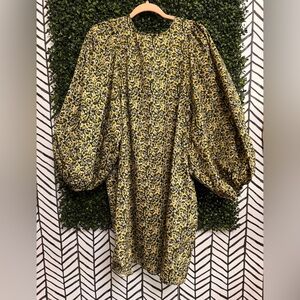 H&M puffer sleeve dress